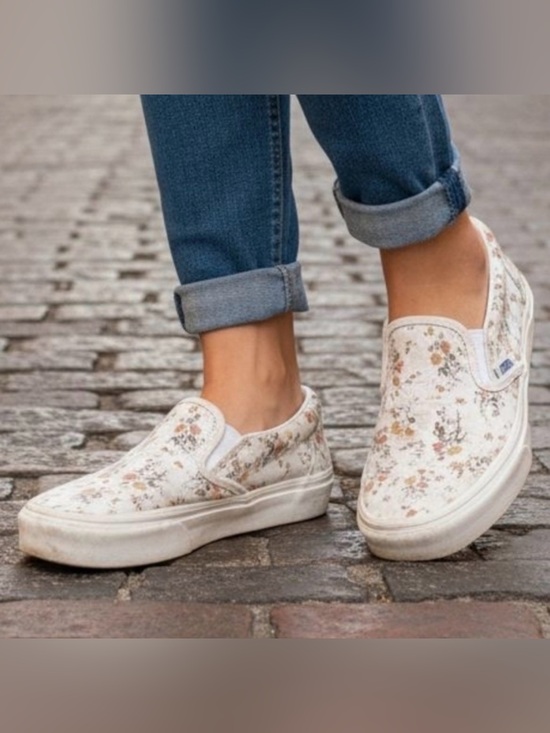 Vans Shoes - Vans Slip On Vintage Floral Marshmallow Sneaker Women’s 6.5 Ditsy Cottagecore